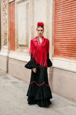 Vestido de flamenca color negro modelo Jimena de Errepé