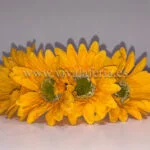 Flamenco hair accessory with daisies