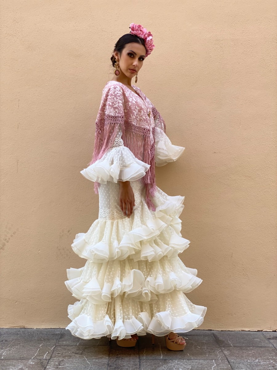 コリン・デ・グアダルーペのフラメンコファッション - Viva la Feria