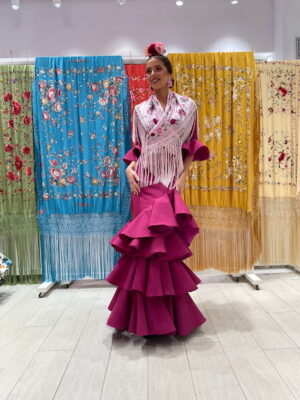 Modelo Marismas liso de Viva La Feria color Buganvilla
