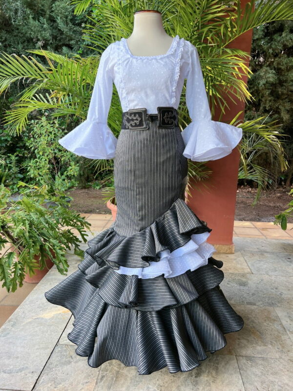 Falda flamenca blanca y negra modelo Marisma