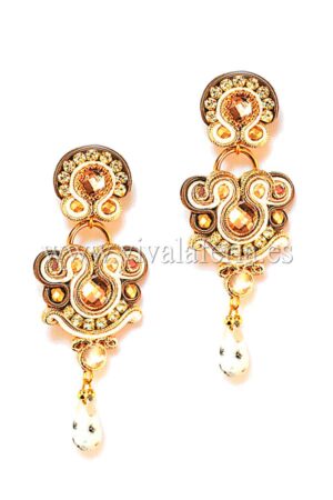 Pendientes bisuter&iacute;a flamenca dorados con detalles en cristal y piedras