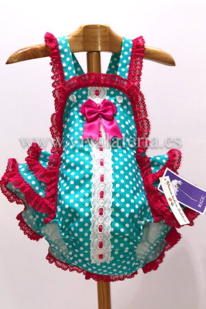 Pelele flamenco para niña color verde agua con volantes