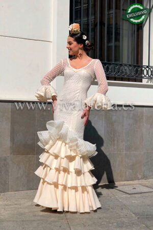 Traje de flamenca barato color Beige modelo Carmesí