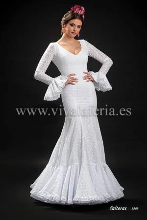 Salteras model gypsy dress by Son MM