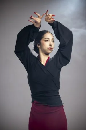 Cárdigan modelo Fuego Punto Elástico