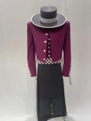 Jerez Toscana country suit in mauve and gray country breeches